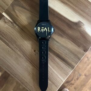 Men’s GUCCI watch very gently worn here and there. GHOST BLACK